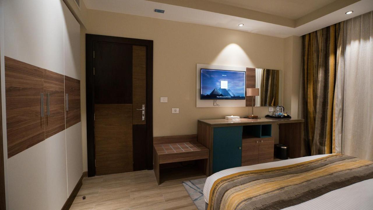 Golden Jewel Beach&Hotel Alexandria Exterior photo A room at the hotel