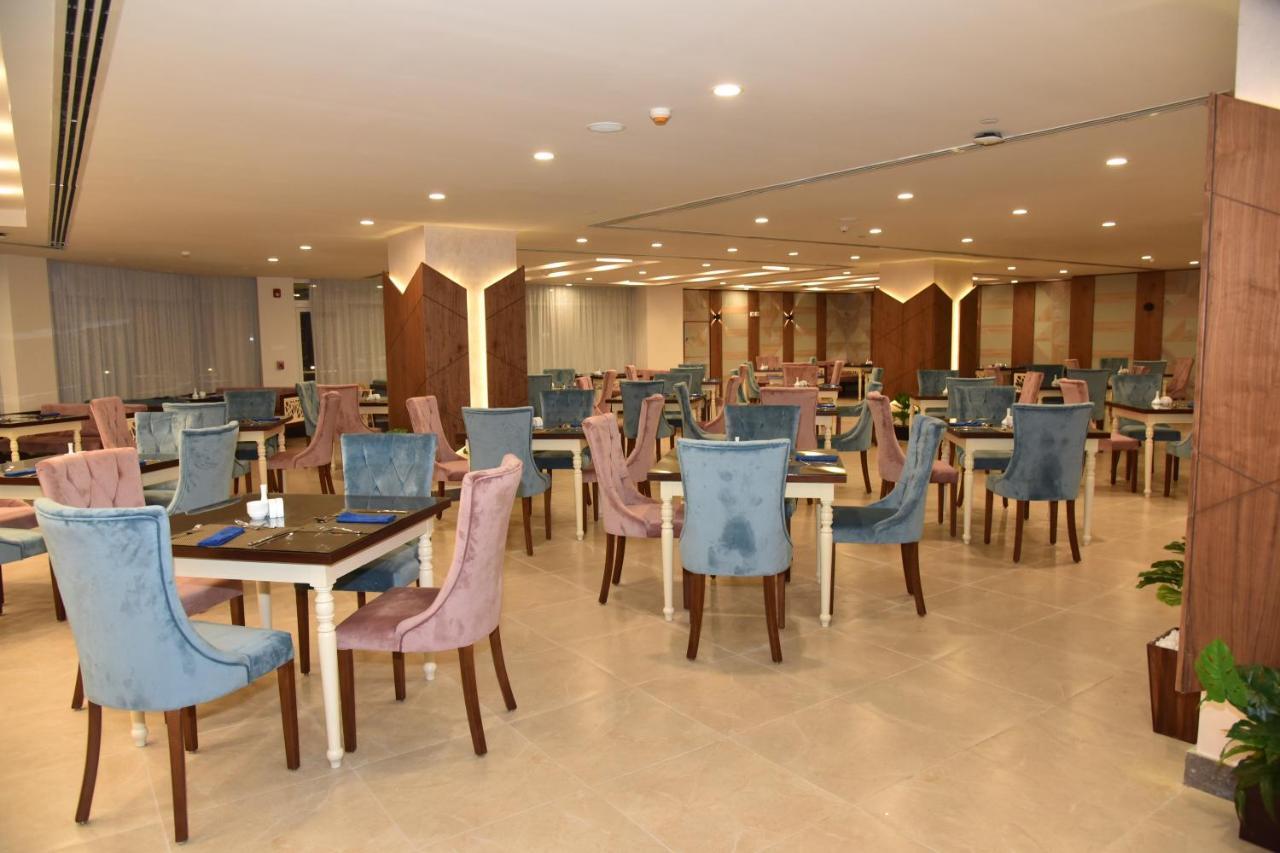 Golden Jewel Beach&Hotel Alexandria Exterior photo The restaurant