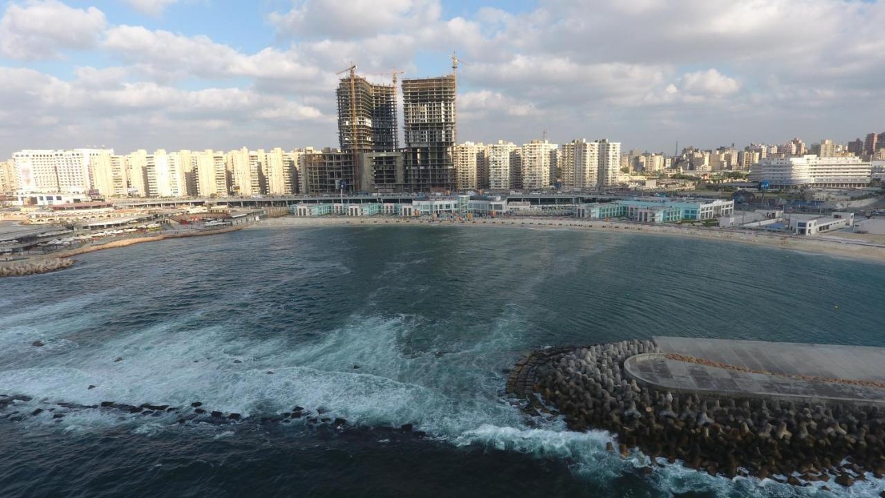 Golden Jewel Beach&Hotel Alexandria Exterior photo View of the city from the sea